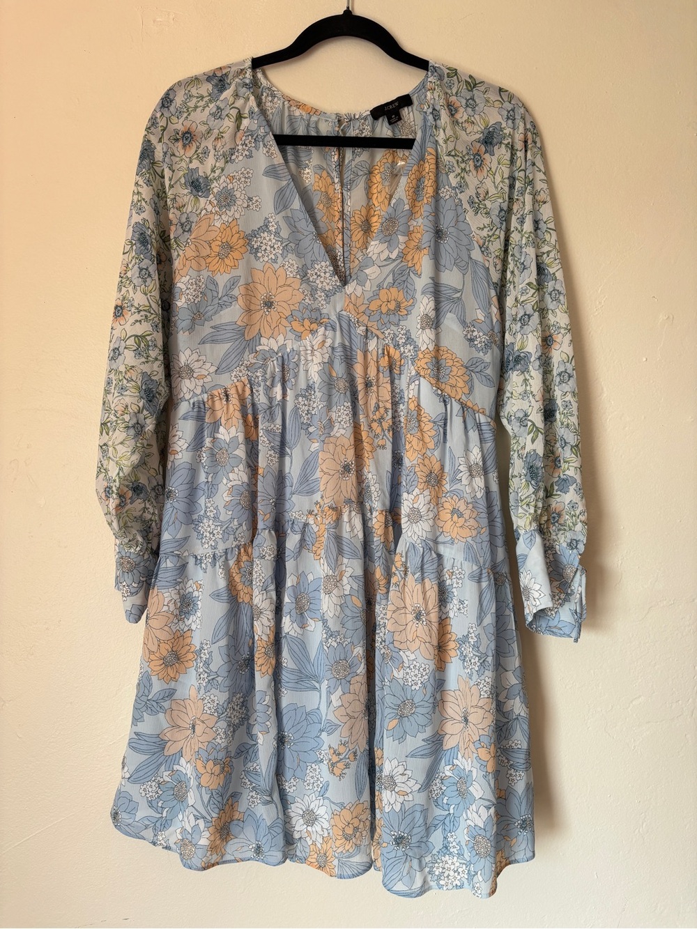 NWT J. Crew Long Sleeve Crinkle Chiffon Dress in Mixed Floral Size 8